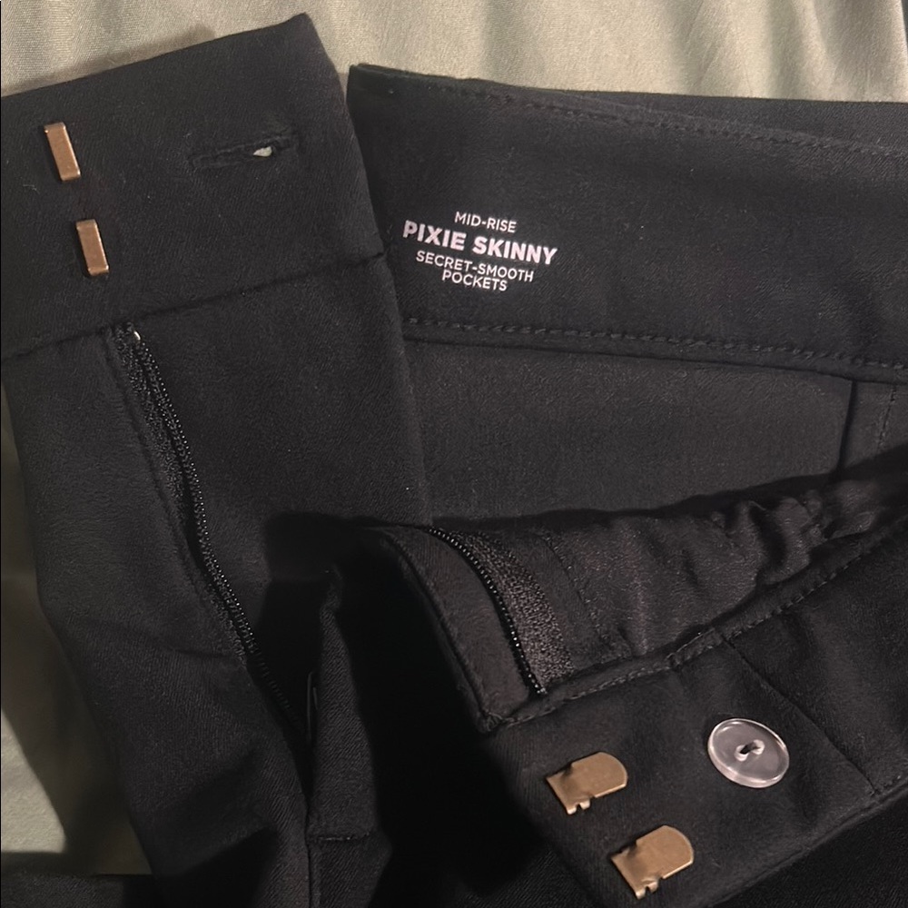 Old Navy Black Trousers